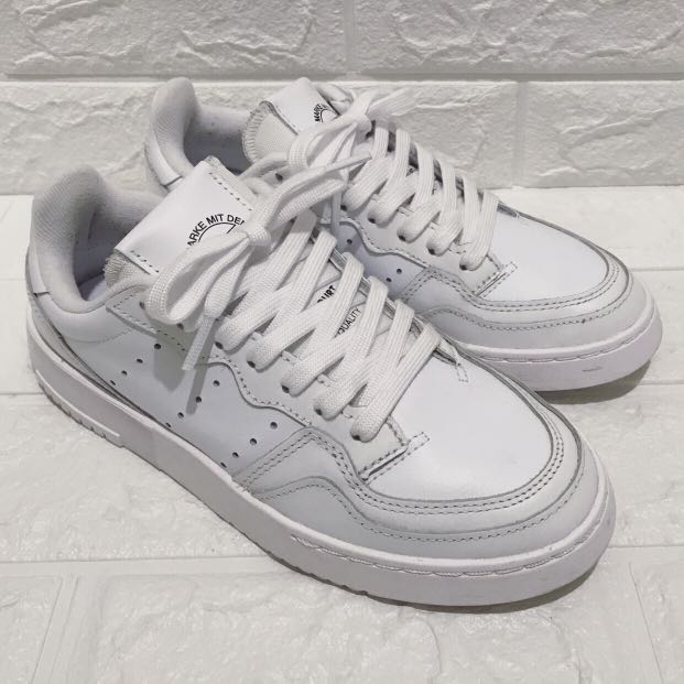supercourt triple white