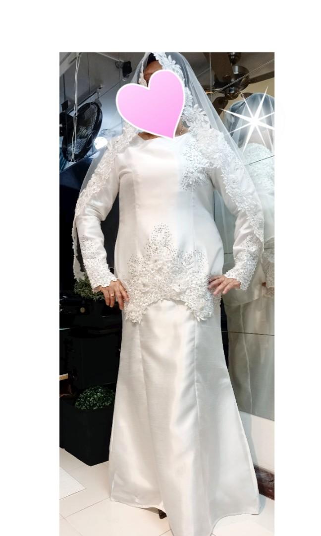 Baju Nikah Tunang Women S Fashion Muslimah Fashion Baju Kurung Sets On Carousell