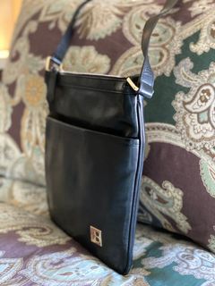 (Category: ) located in . Submitted by hy_closet (Listing ID 1094837377, Image 1). Description: .