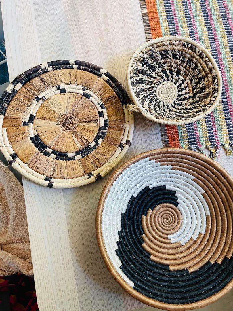 Beautiful woven banana bark wall art basket, Furniture & Home Living