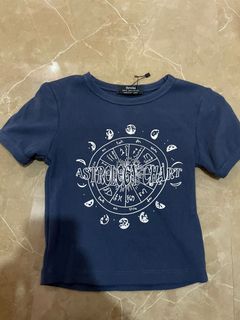 (Category: ) located in . Submitted by preloved.clothes_ (Listing ID 1094943459, Image 1). Description: .