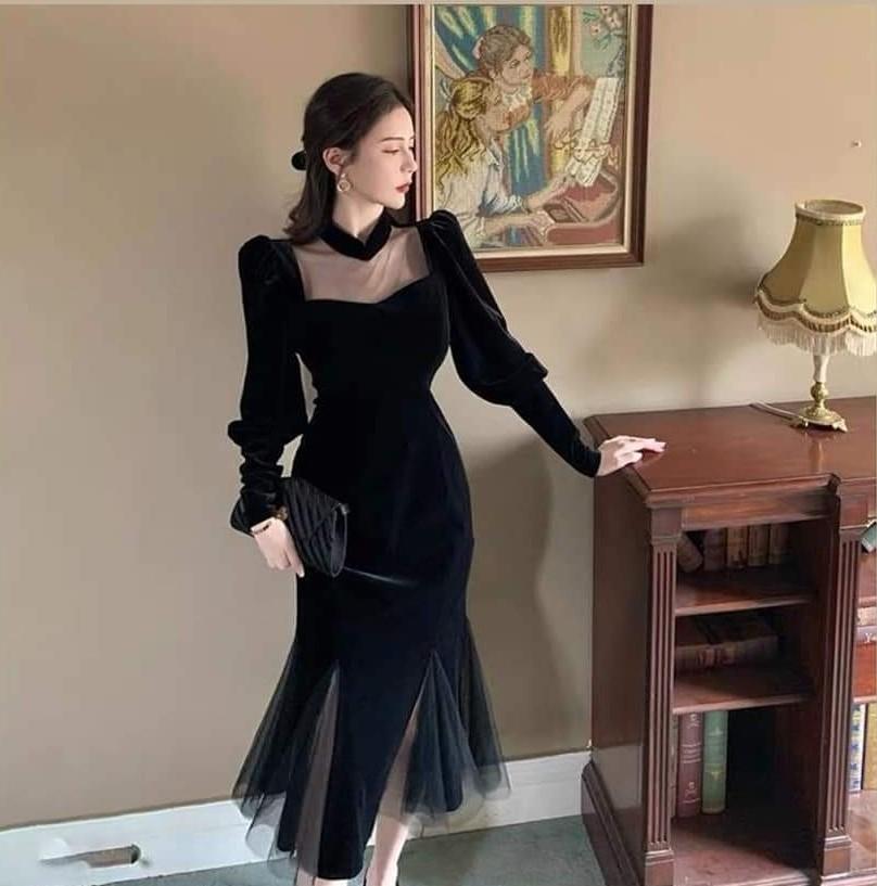 poslajubest PWP Black square neck velvet fishtail dress Women s