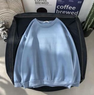 (Category: ) located in . Submitted by prxlovedcloset (Listing ID 1094838261, Image 1). Description: .