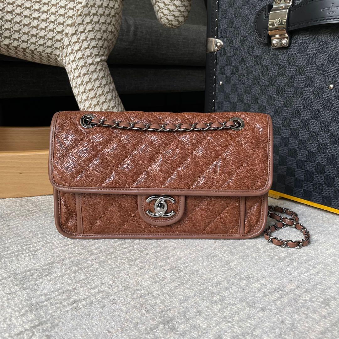 Chanel Caramel Dark Beige Caviar Vintage Classic Medium Flap