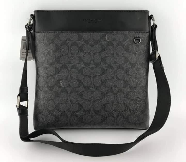 Metropolitan slim messenger store