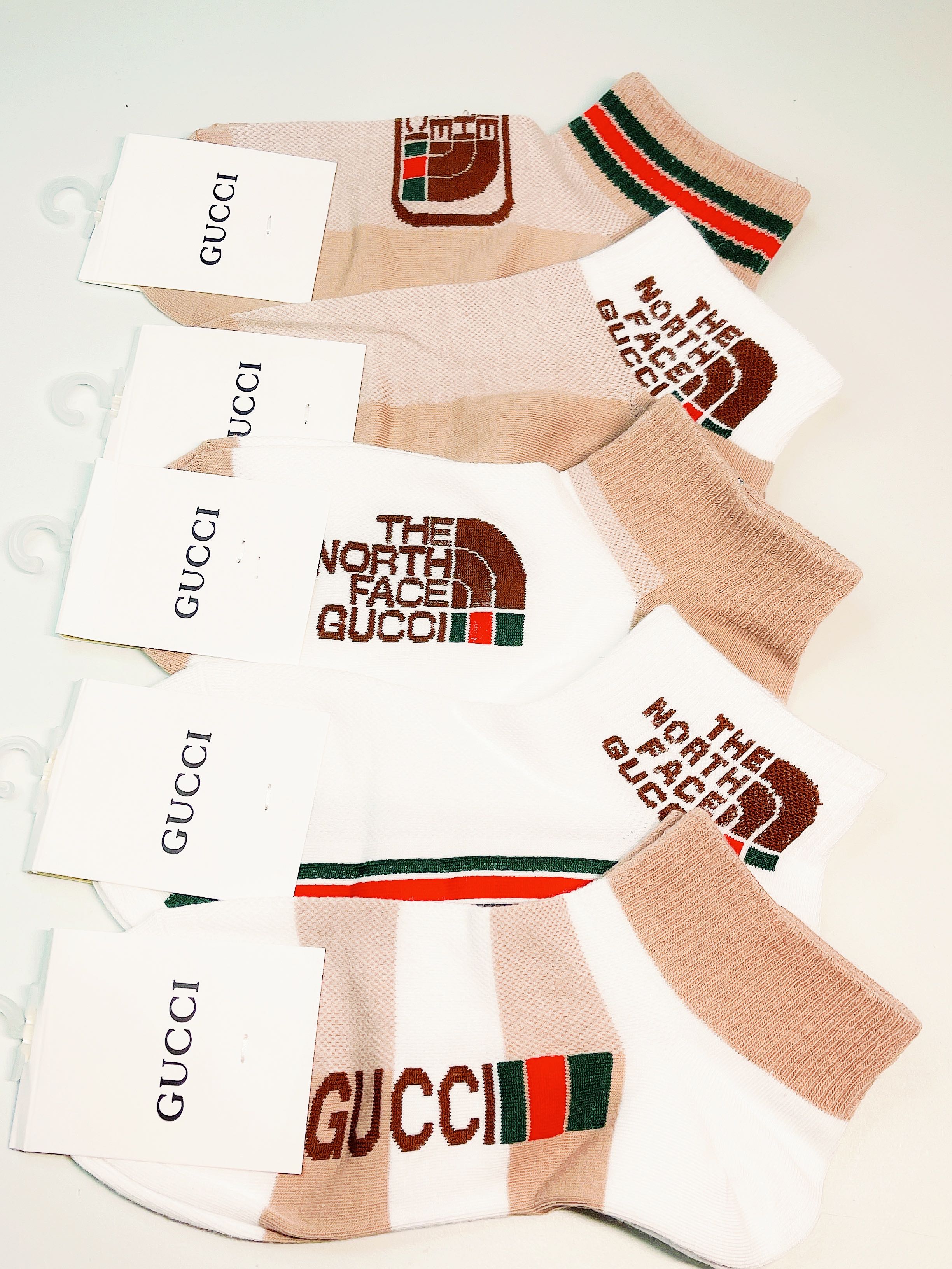 Italia — North Of Manhattan  Fashion socks, Sock outfits, Gucci