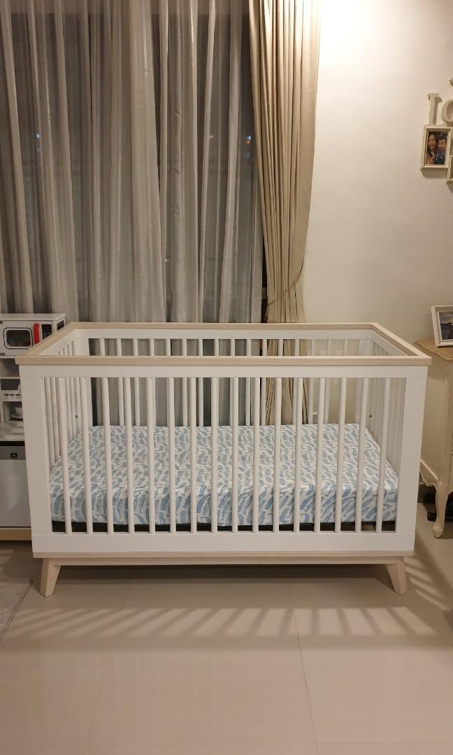 Hatchery cribs baby bed