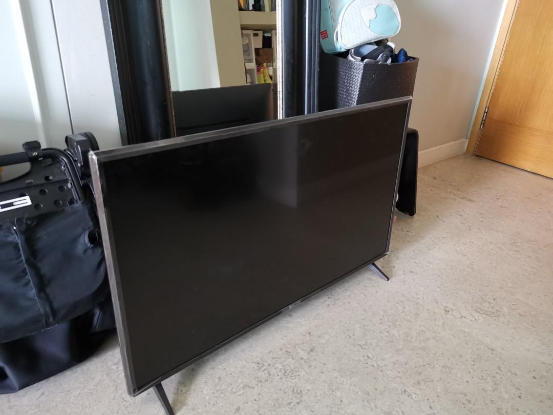 LG 42 inch smart TV (malfunction bottom 20 percent screen blacked out