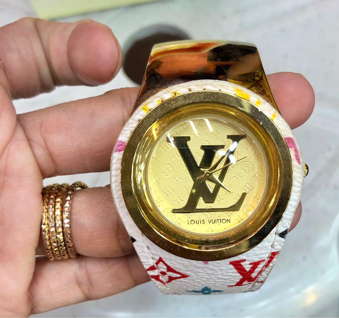 Round Analog Louis Vuitton Watch For Daily