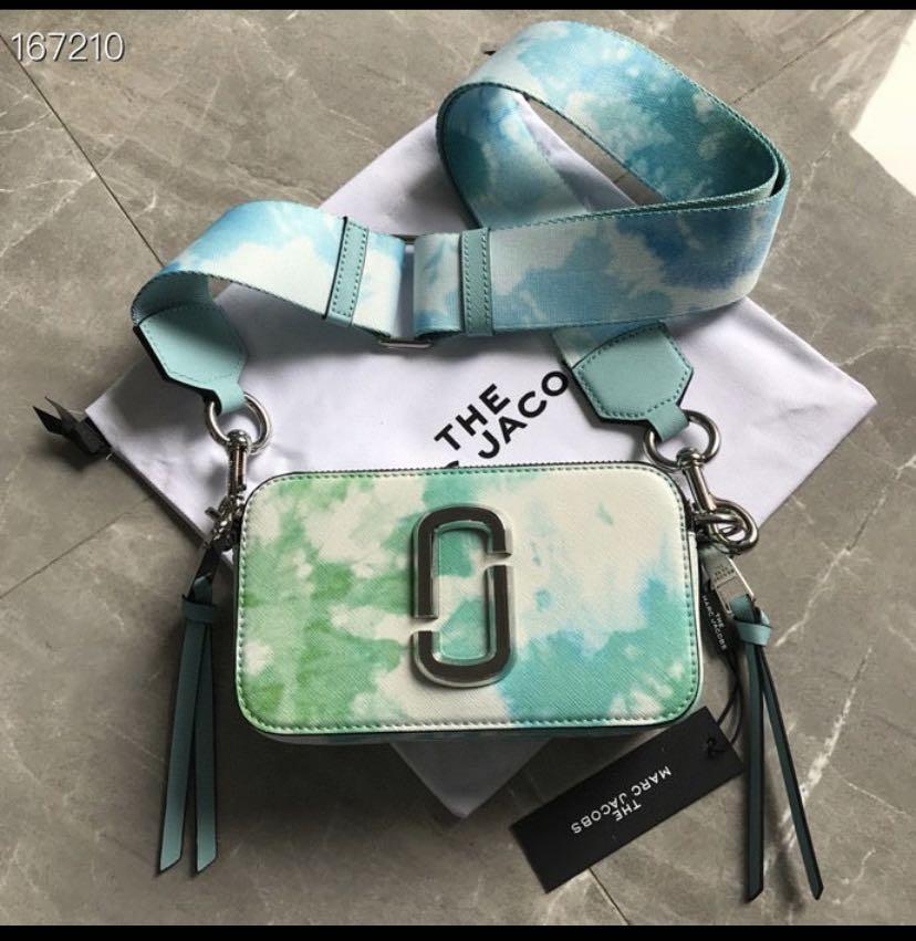 MARC JACOBS THE LOGO STRAP SNAPSHOT CAMERA BAG, Women's Fashion, Bags &  Wallets, Cross-body Bags on Carousell