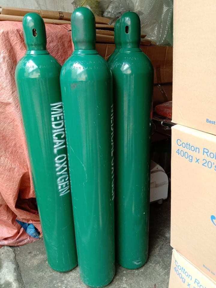 Medical grade oxygen tank (Category: Medical Supplies & Tools) located in Quezon City. Submitted by noblebear_da8751 (Listing ID 1094875020, Image 3). Description: item prices may vary accdg to it's sizes.same day delivery costumer must shoulder the sf..