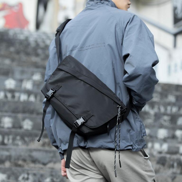 Mens sling 2025 shoulder bag