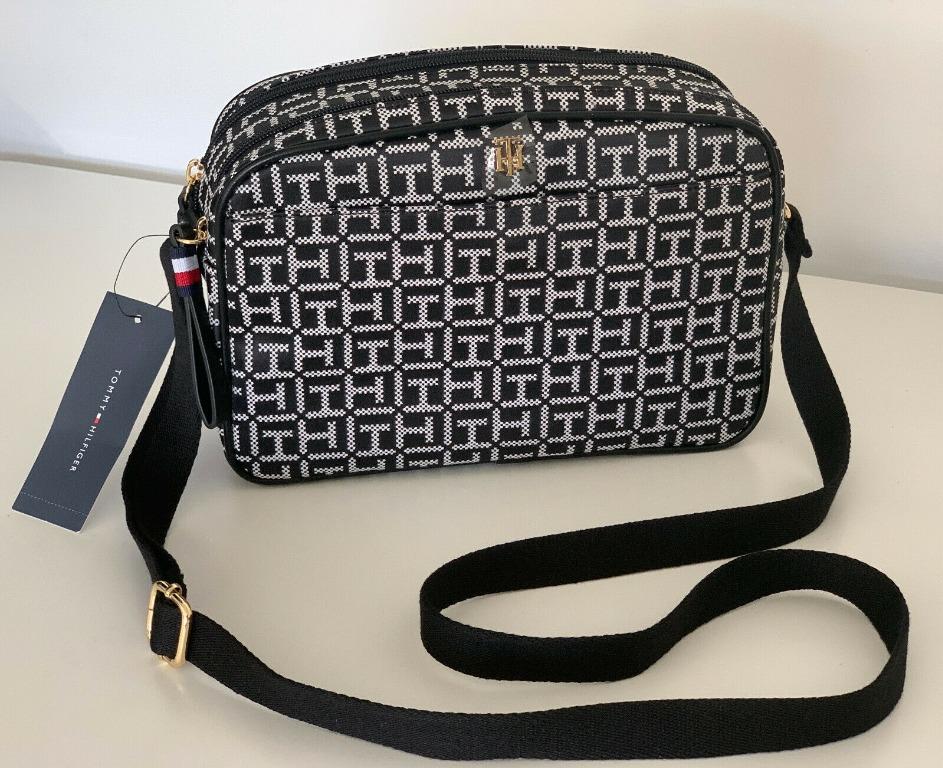 Tommy hilfiger purses on sale discount