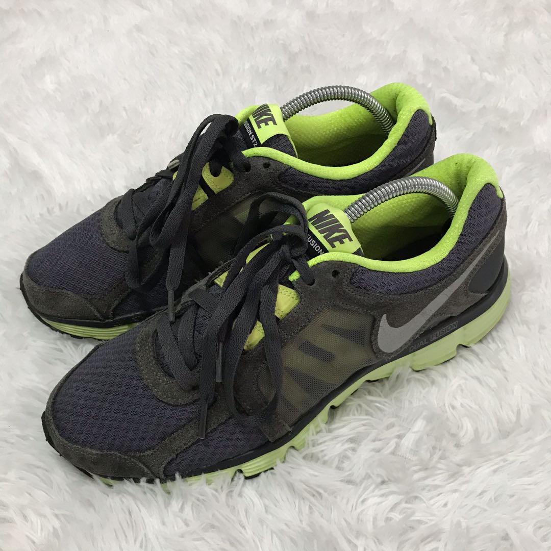Nike Dual Fusion ST2 Men s Fashion Activewear on Carousell