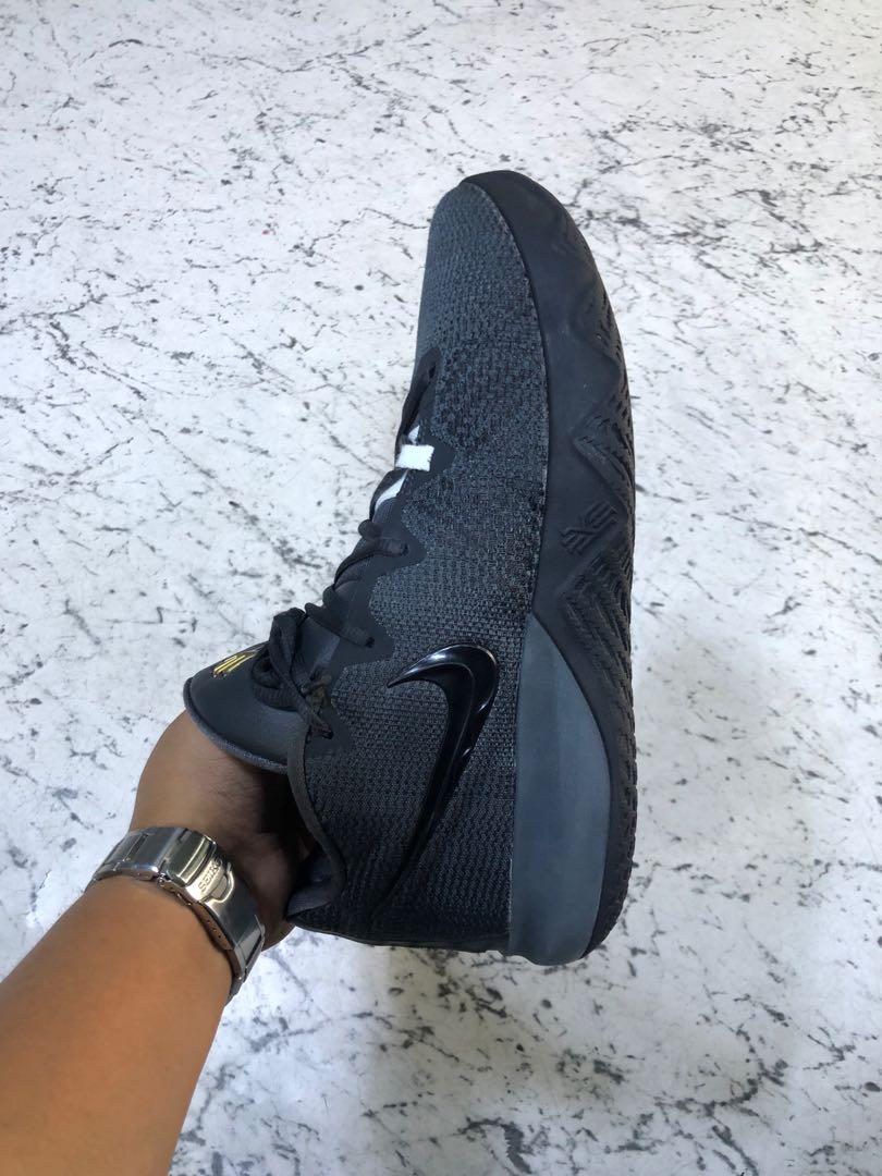 Kyrie irving discount flytrap 1