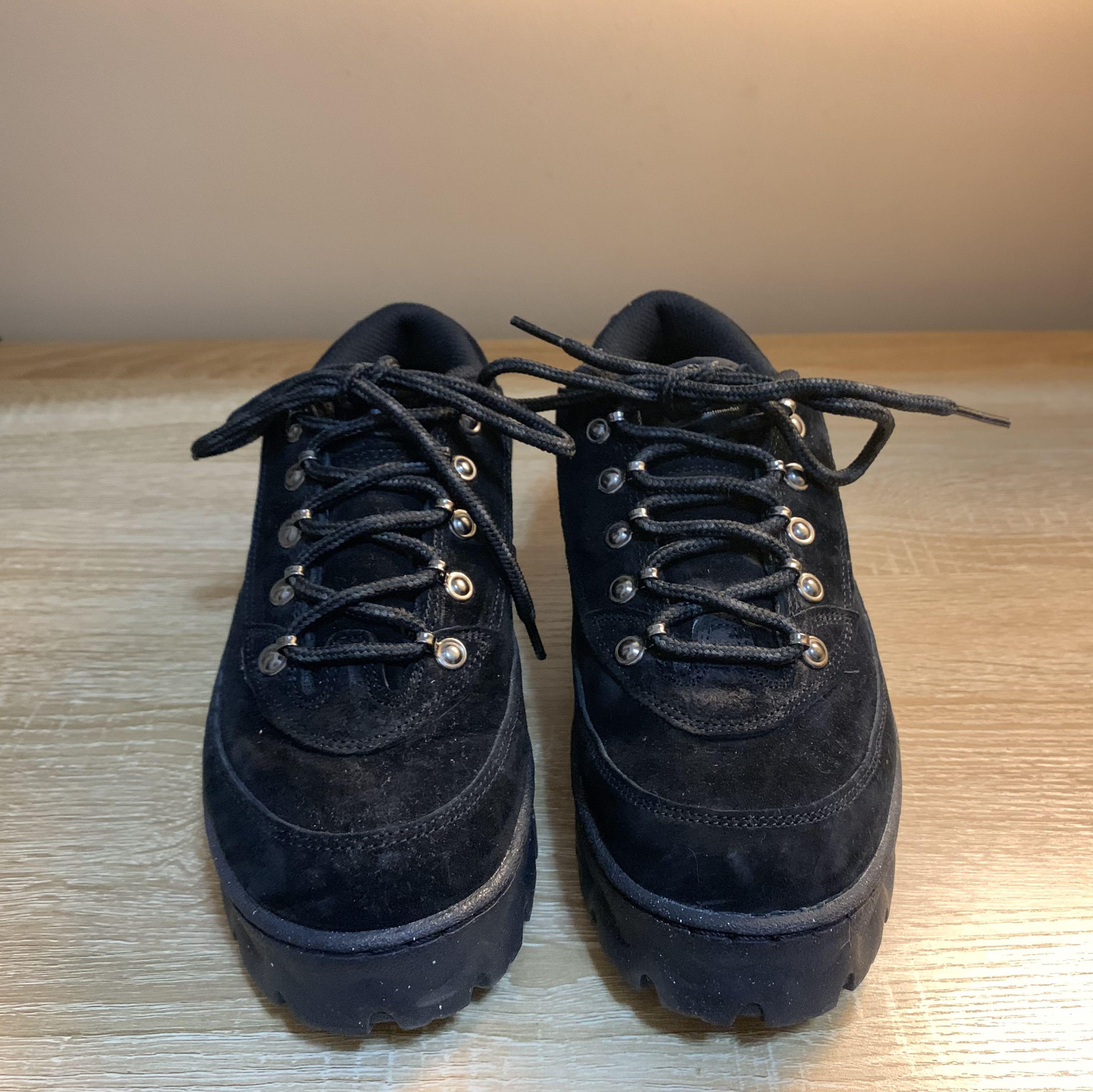 wmns lahar low in black