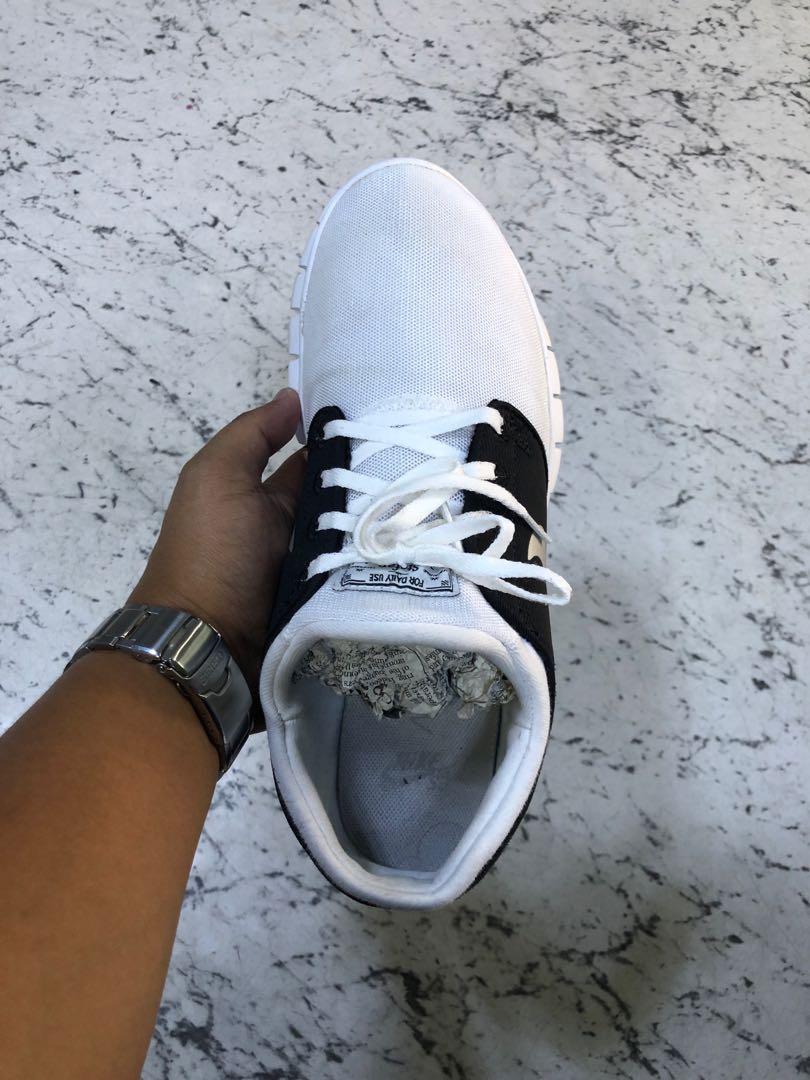 Janoski hotsell running shoes