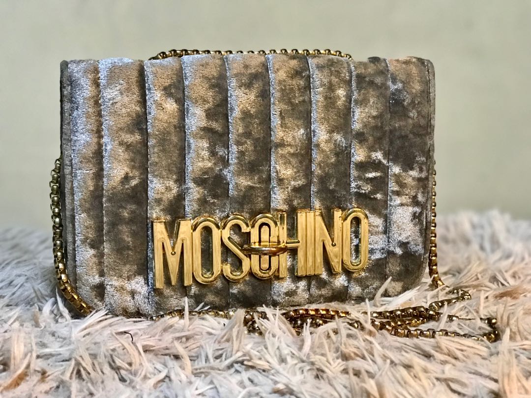 Fake moschino bags online