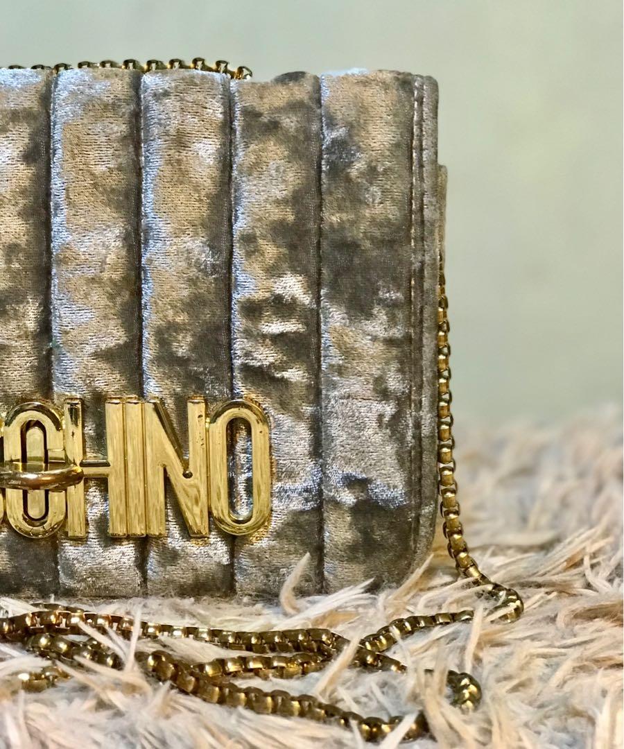 Fake moschino store bags