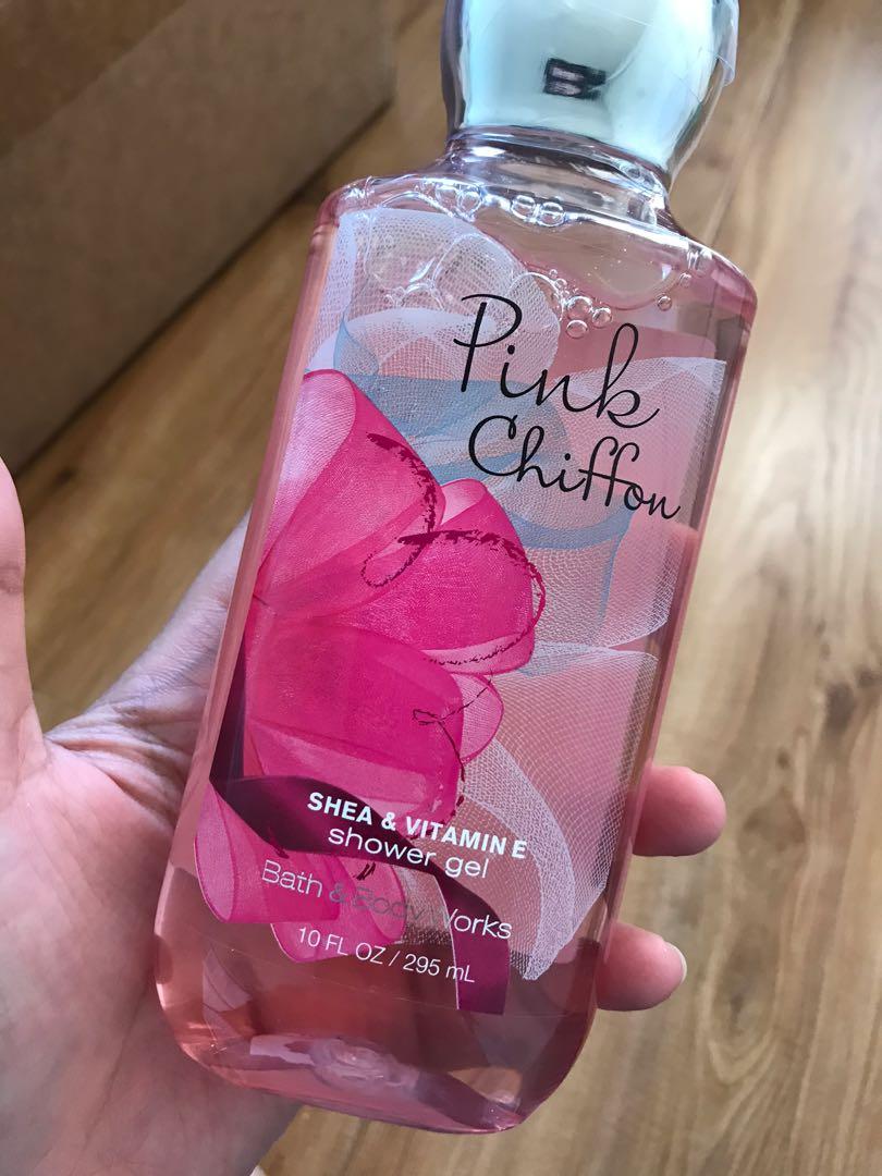  Bath & Body Works Pink Chiffon Signature Collection Fragrance  Mist 8 Fl Oz (Pink Chiffon) : Beauty & Personal Care