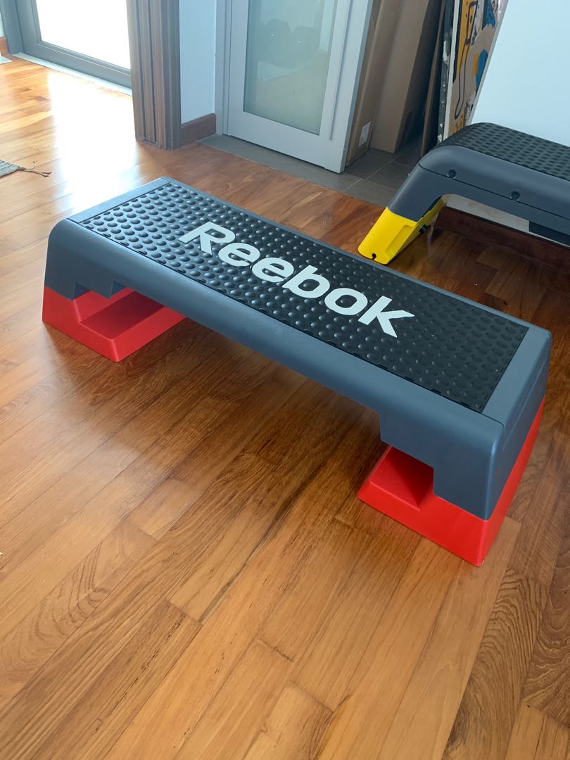 Reebok step on sale board singapore