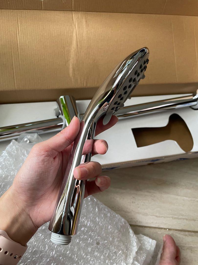 ROZ shower head set Brand New in Box Hoe Kee, TV & Home Appliances, Water Heater & Instant