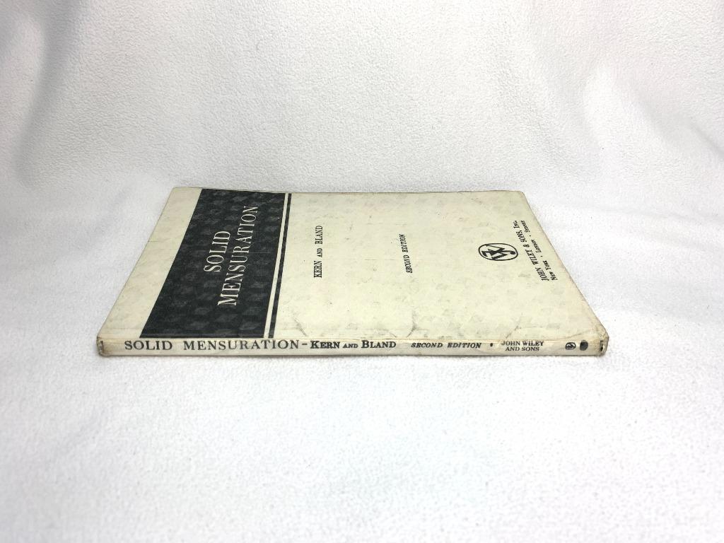 Solid Mensuration - 2nd Edition (Category: Textbooks) located in Pasig City. Submitted by ellaburning (Listing ID 1094809735, Image 3). Description: Solid Mensuration - 2nd Edition by KERN and BLAND RFS: Decluttering 📚 Swipe photos to see the condition of the book 📚 Delivery to be shouldered by buyer.