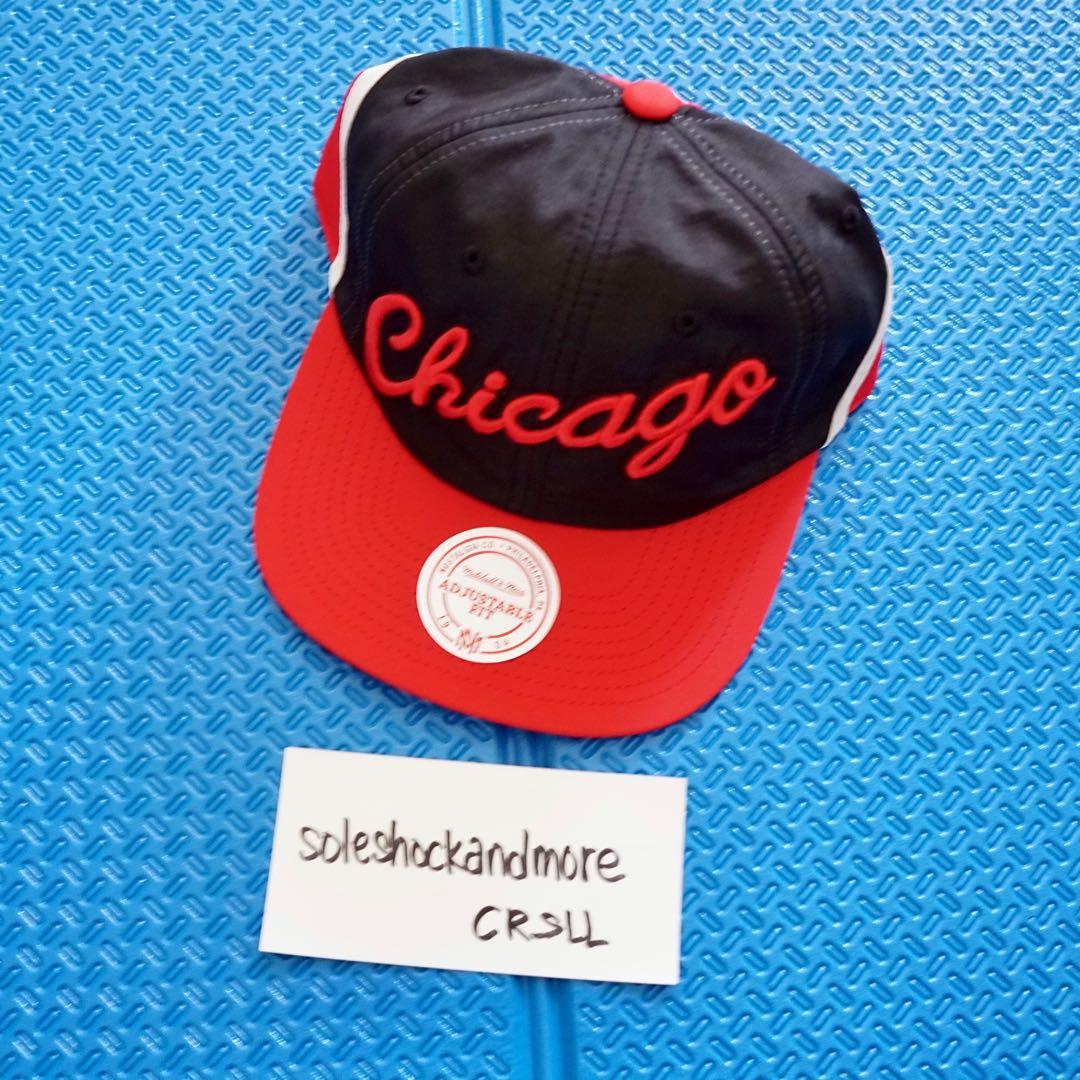 LEGIT Mitchell & Ness Chicago Bulls Snapback Cap, Men's Fashion, Watches &  Accessories, Caps & Hats on Carousell