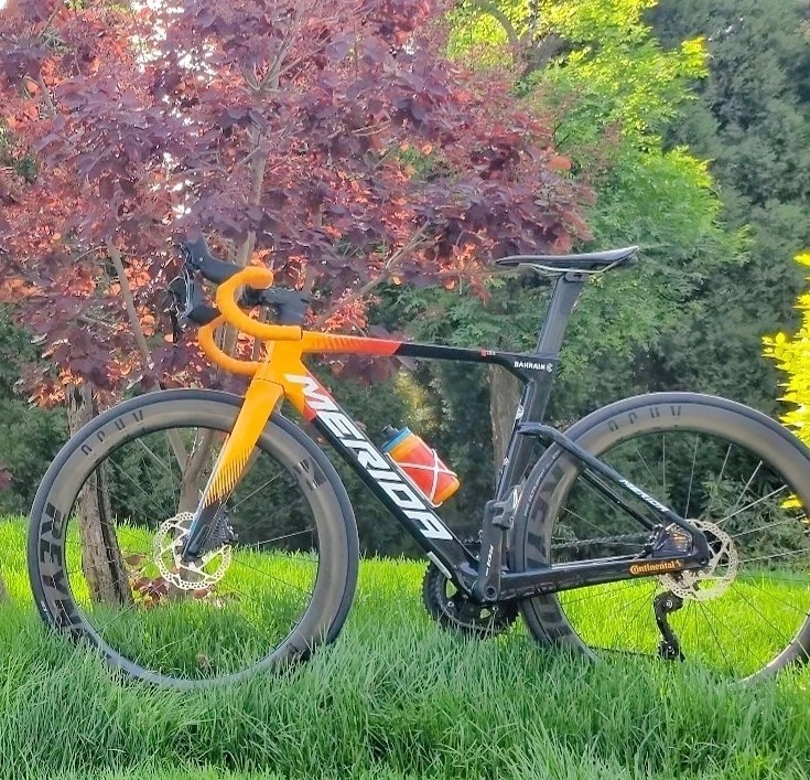 Team bahrain McLaren Merida reacto 4000 Sports Equipment