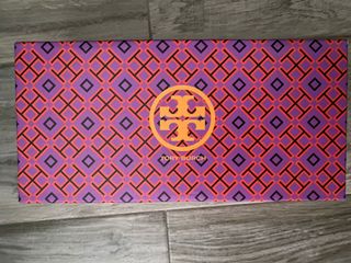 （分類：）位於 。 由 jessjigsaw 提交（商品編號 1094895749，圖片 1）。簡介： 。