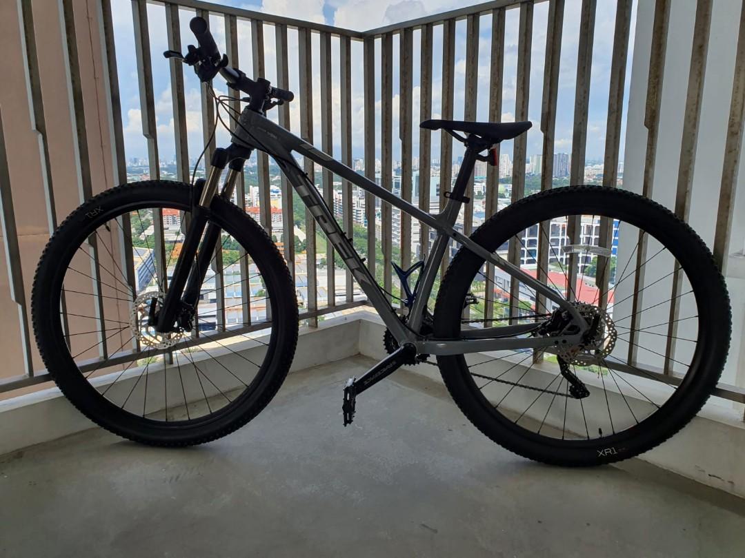 scott scale 980 vs trek x caliber 8