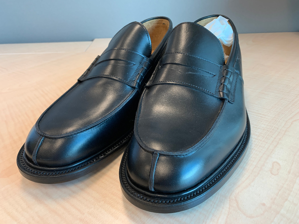 Tricker's James Loafers (UK10), 男裝, 鞋, 西裝鞋- Carousell