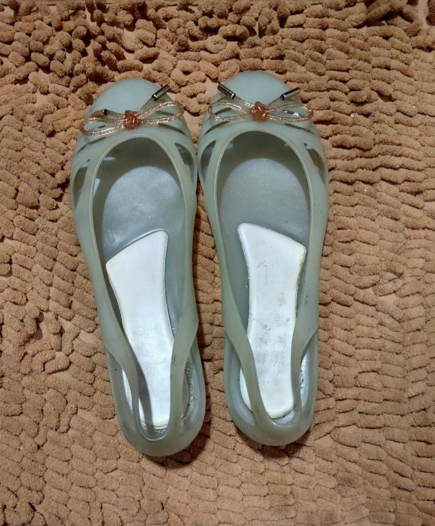 Urban u0026 Co Nude Jelly Shoes 37, Fesyen Wanita, Sepatu di Carousell