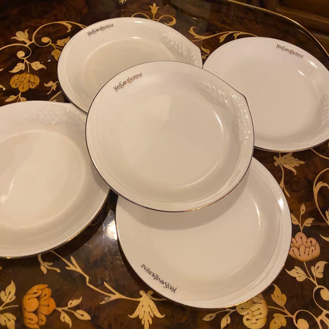 YSL Yves Saint Laurent Cake plate set, Furniture & Home Living