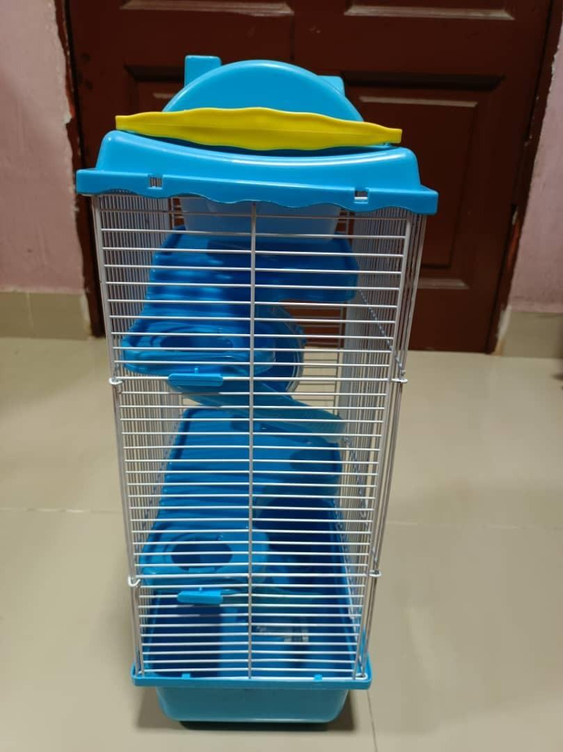 Two level top hamster cage