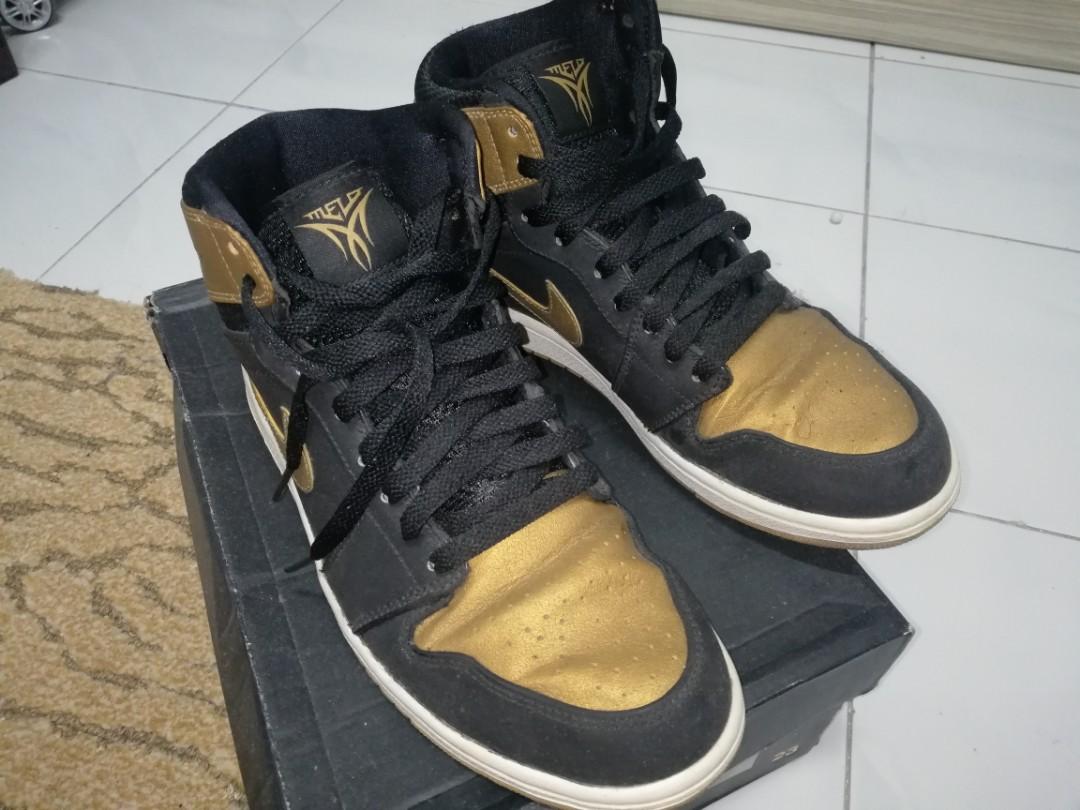 Air Jordan 1 Retro High Melo Black Gold, Men's Fashion, Footwear, Sneakers  on Carousell