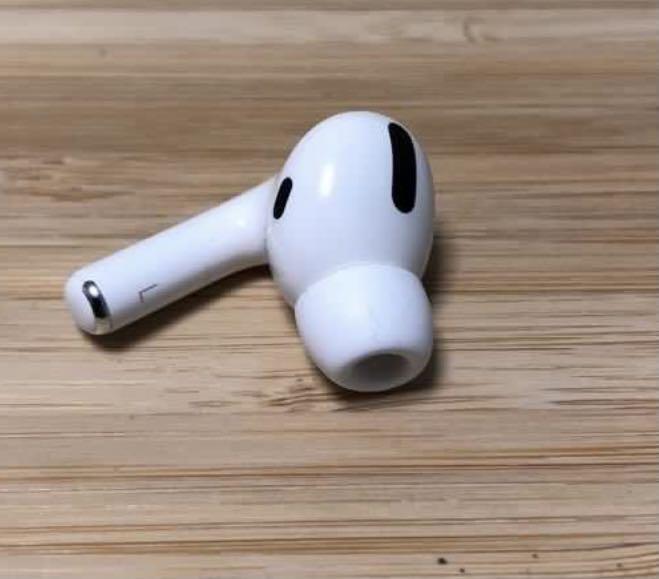 AirPods pro left ear, Audio, Earphones 
