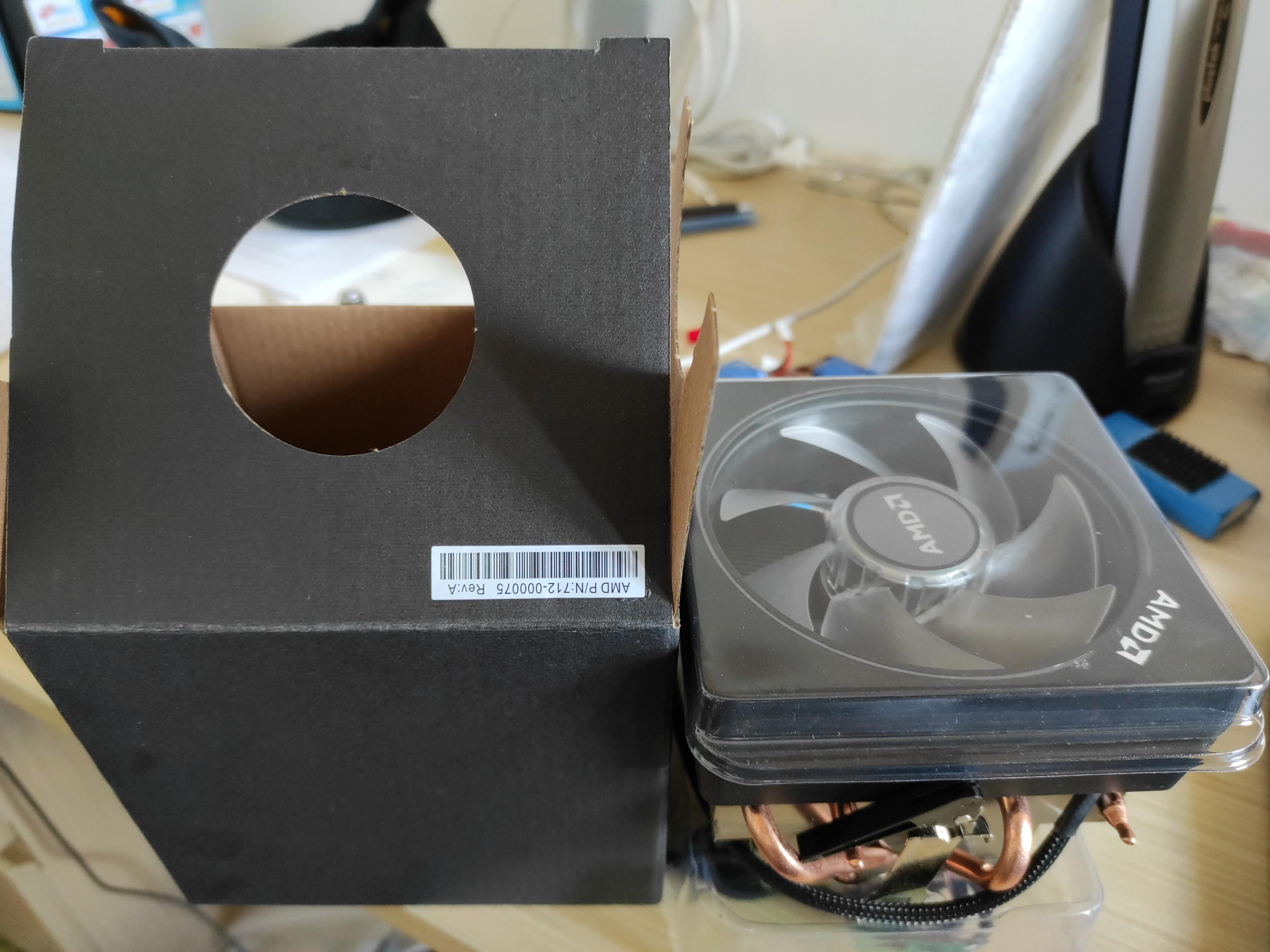 AMD cooler （分類：手提電腦）位於 Hong Kong。 由 bccyuen 提交（商品編號 1095056921，圖片 1）。簡介： original AMD CPU cooler。