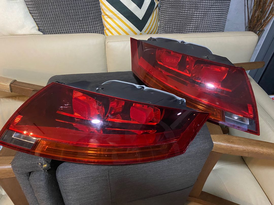 Audi tt mk2 rear online tail light repair kit