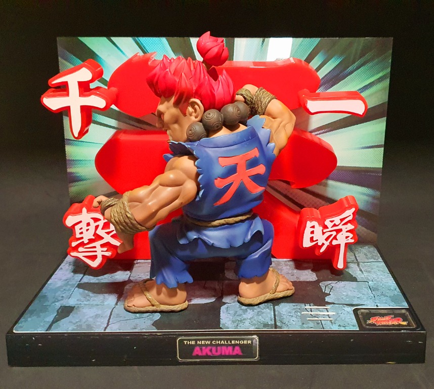 Big boy toys street fighter akuma store