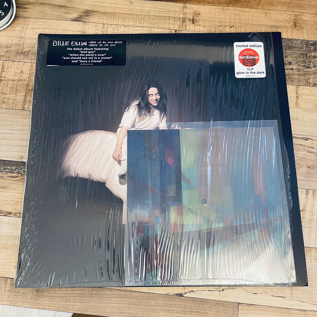 Billie Eilish - When We All Fall Asleep, Where Do We Go? Collector’s  Edition 7” Vinyl - uDiscover