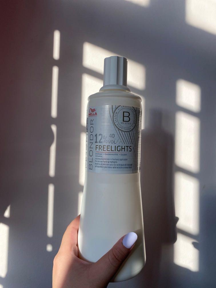 bleach developer and powder, Beauty & Personal Care, Hair on Carousell