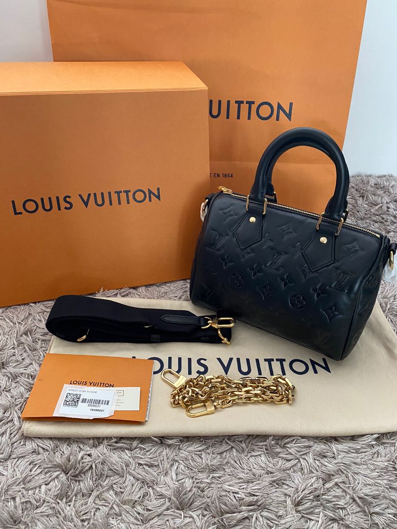 Brandnew Louis Vuitton Speedy 22 in Lambskin, Luxury, Bags & Wallets on  Carousell