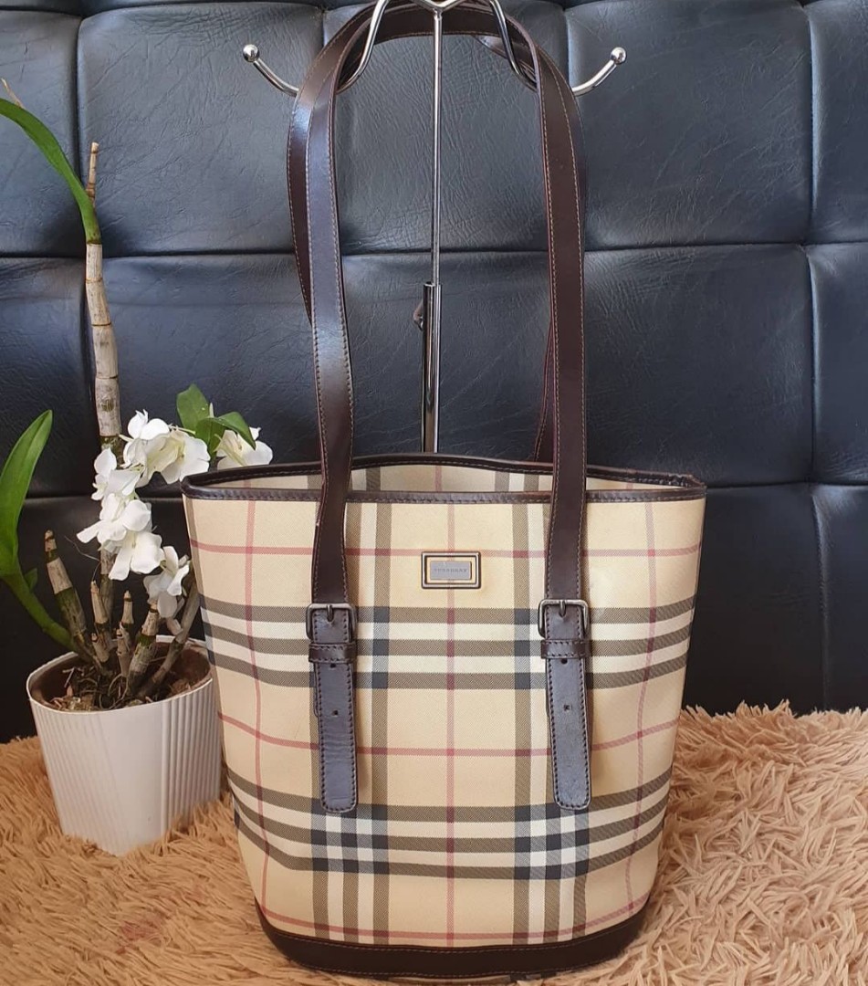 Burberry plaid medium bucket, Luxury, Bags & Wallets on Carousell