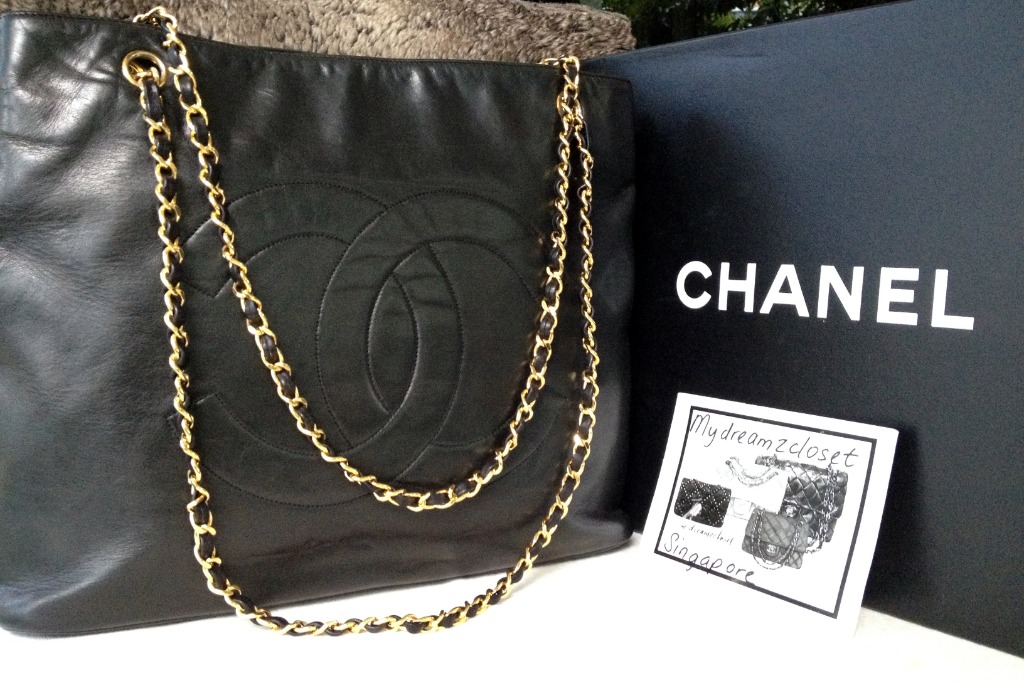 Chanel Classic Vintage Black Calfskin Big CC 24K Gold Chain
