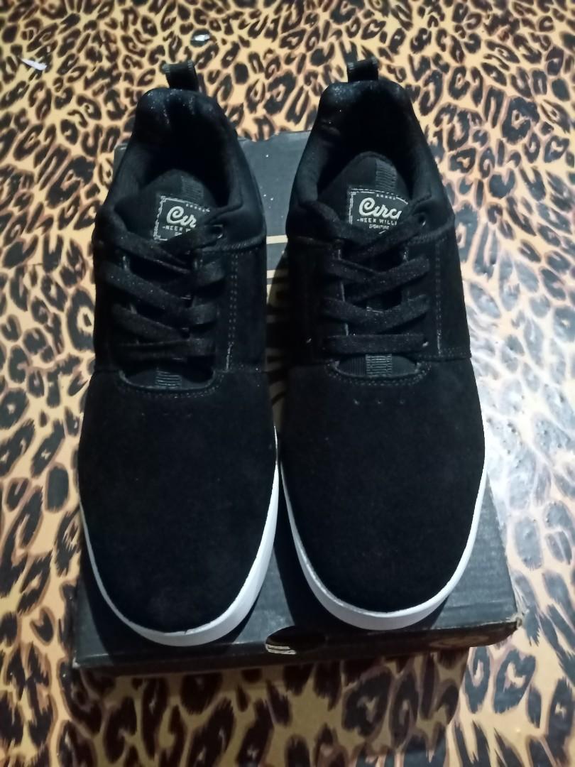 Circa neen williams Size 8us mens 