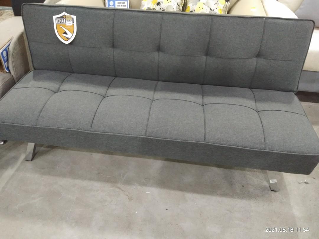 Convertible futon sofa bed 66x35in Corey serta Pm me for more info