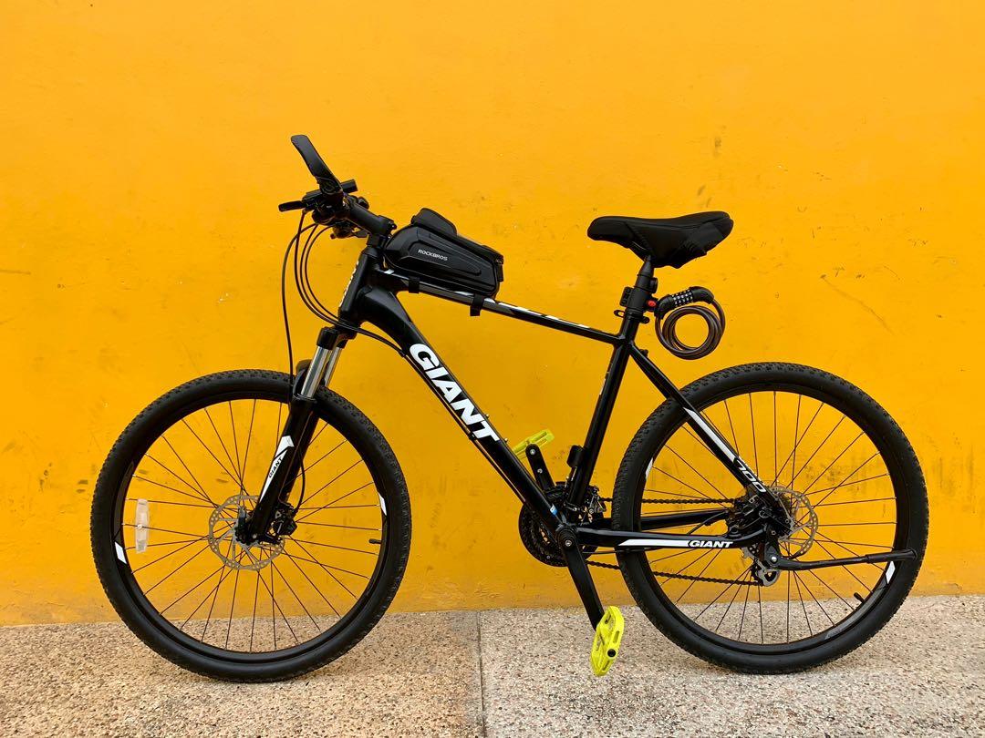 Giant bicycle atx 700 2025