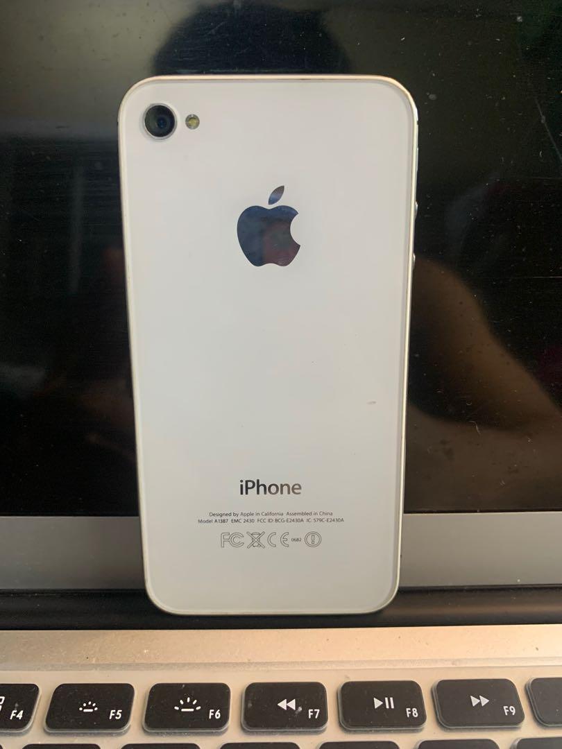 Iphone 4s 16gb FU ios 6.1.3 (Category: Others) located in Paranaque City. Submitted by louise240817 (Listing ID 1095150270, Image 2). Description: Namiss mo ba ang old iphone 4s with old ios 6.1.3 good for collection or back up phone Na astig Ios 6.1.3 is the smoothest ios way back 2010. Feel free to ask me about the phone Unit with charger.