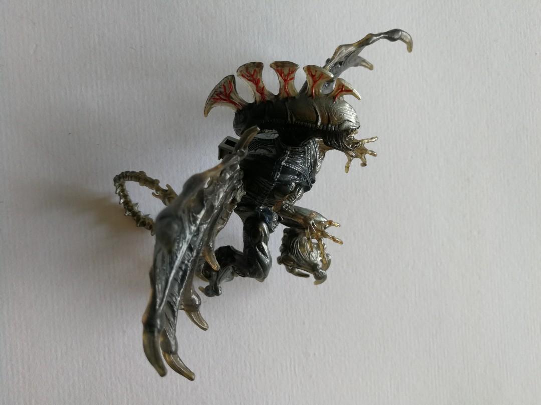 Kenner 1992 Flying Alien Queen (Category: Figurines & Statues) located in San Juan City. Submitted by onlinecabinet (Listing ID 1095174538, Image 3). Description: 100% AUTHENTIC & ORIGINAL WYSIWYG 1992 Kenner Aliens Flying Alien Queen Good condition. Complete. No missing parts. Displayed only. Just a little dirty. Slightly Negotiable. Contact 0917-566-6162 Meet-ups: Jollibee, Wilson St. San Juan Delivery via LBC, Grab or Lalamove - charge to buye
